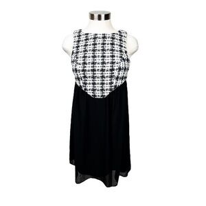 BCBG Generation Black & White Babydoll Dress‎ Size 4